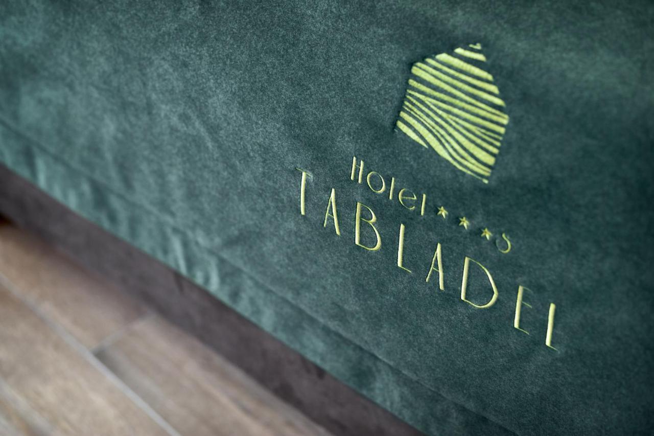 Hotel Tabladel Calfosch Extérieur photo