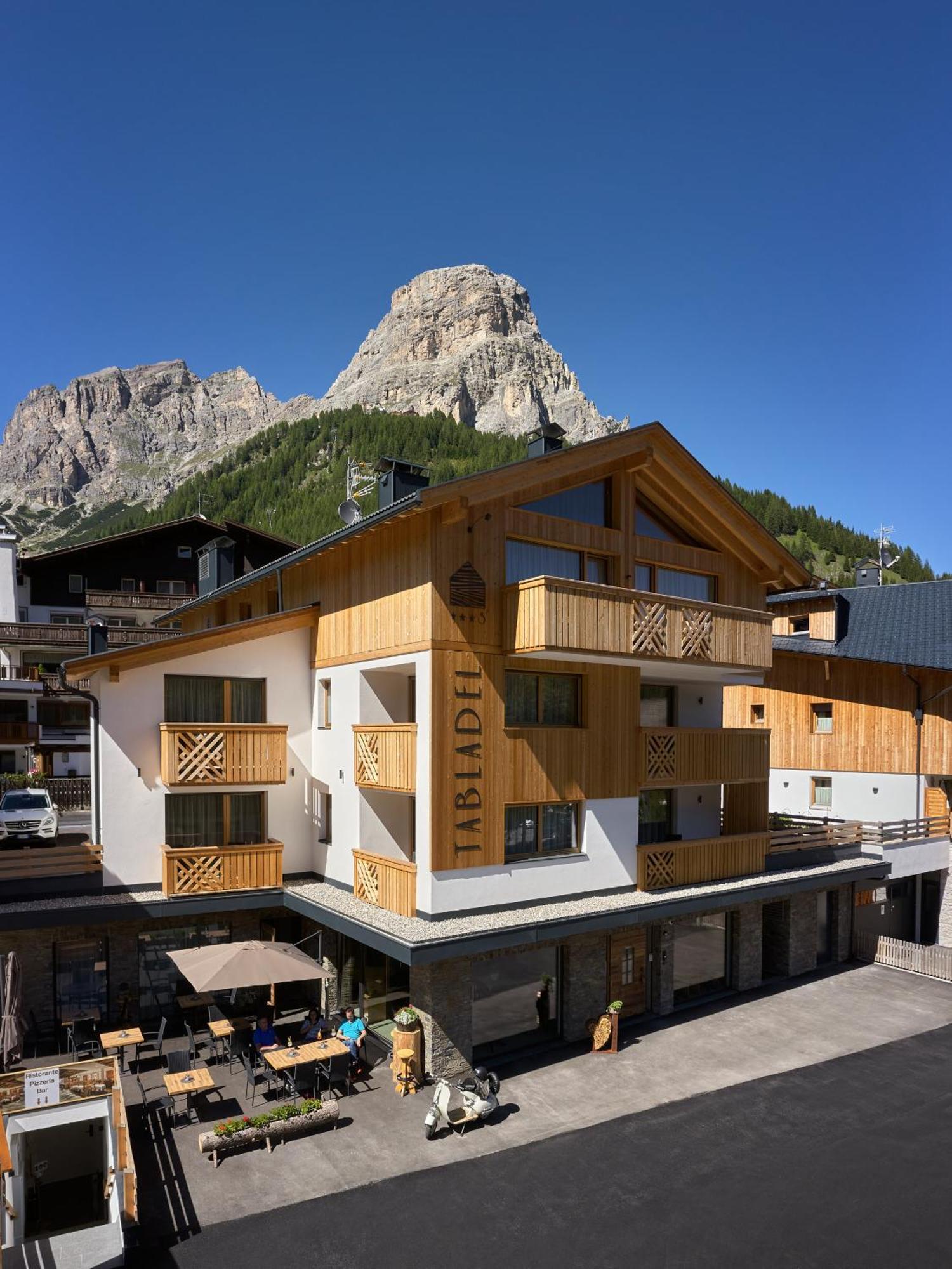 Hotel Tabladel Calfosch Extérieur photo