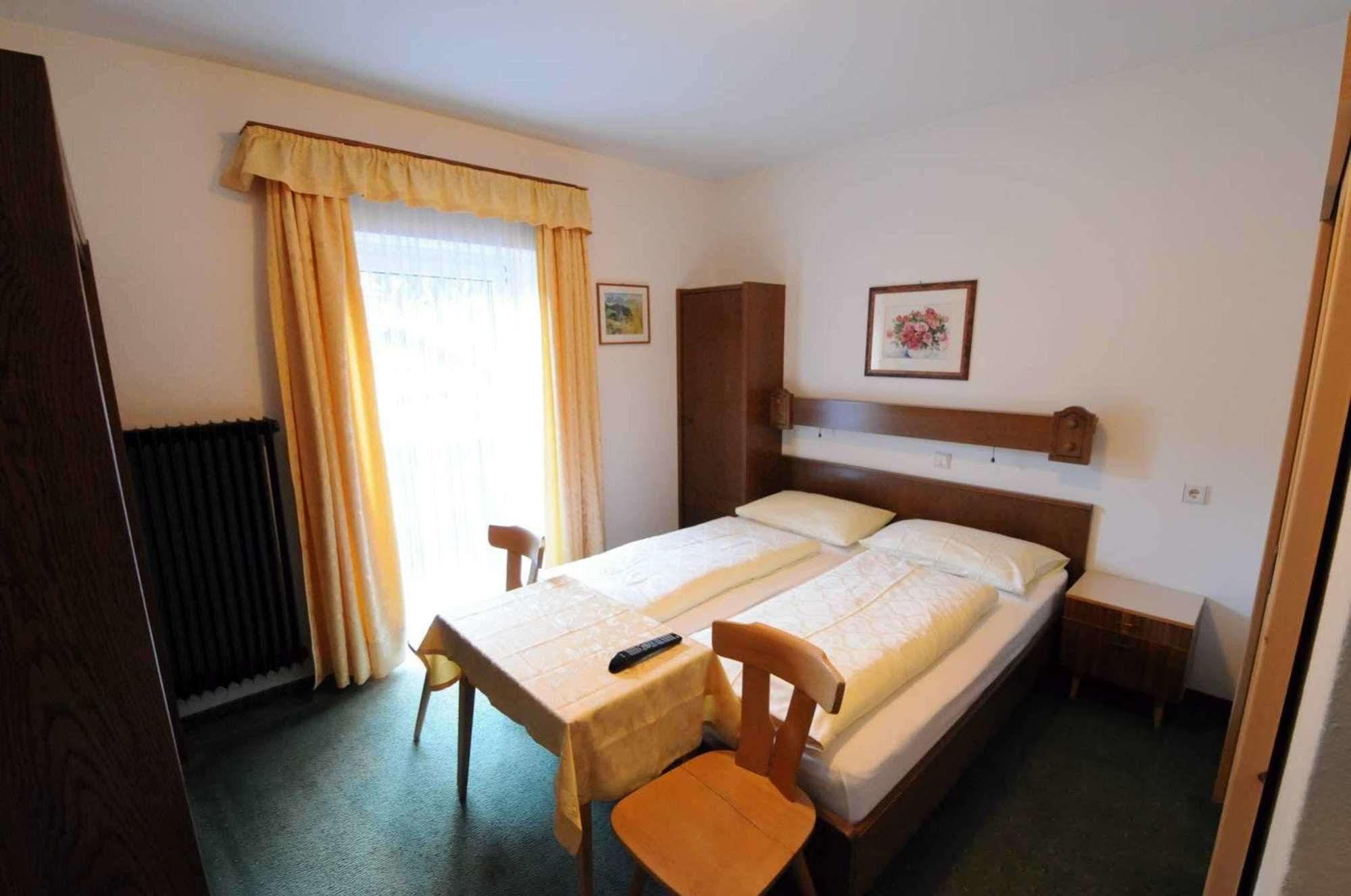 Hotel Tabladel Calfosch Extérieur photo