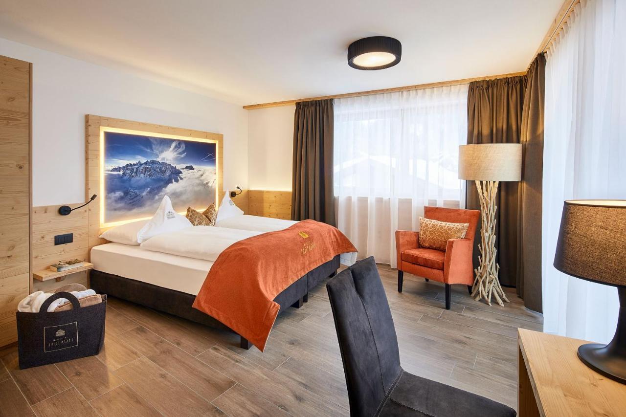 Hotel Tabladel Calfosch Extérieur photo